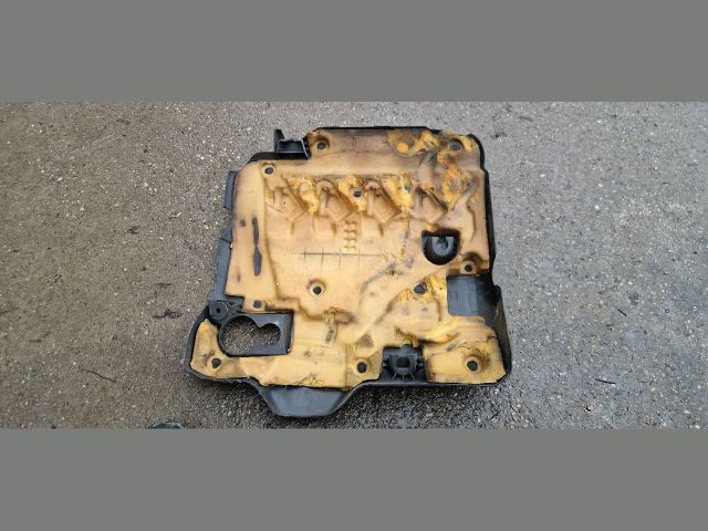 bontott CITROËN C4 PICASSO Felső Motorburkolat