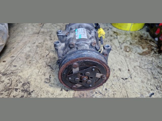 bontott CITROËN C4 PICASSO Klímakompresszor