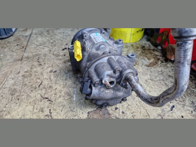 bontott CITROËN C4 PICASSO Klímakompresszor