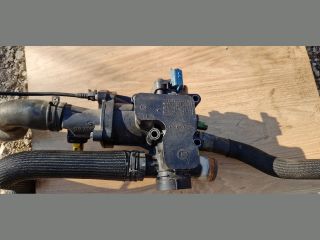 bontott CITROËN C4 PICASSO Termosztátház Csővel