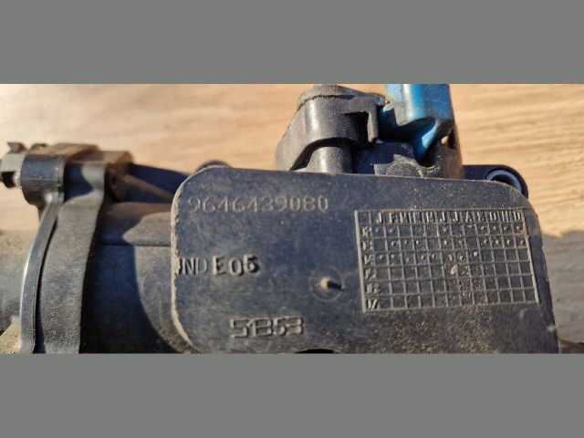 bontott CITROËN C4 PICASSO Termosztátház Csővel