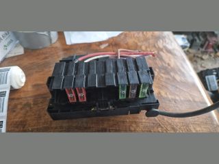 bontott CITROËN C4 PICASSO Biztosítéktábla Motortér