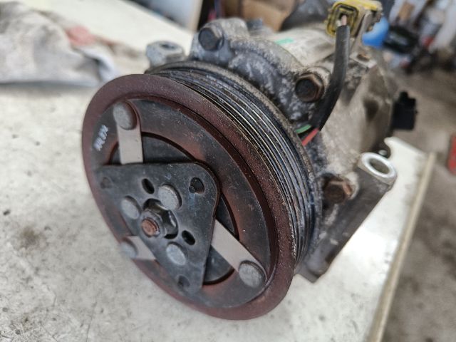 bontott CITROËN C4 PICASSO Klímakompresszor