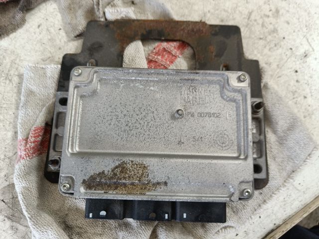 bontott CITROËN C4 PICASSO Motorvezérlő