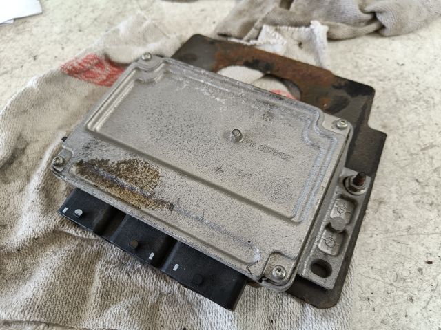 bontott CITROËN C4 PICASSO Motorvezérlő