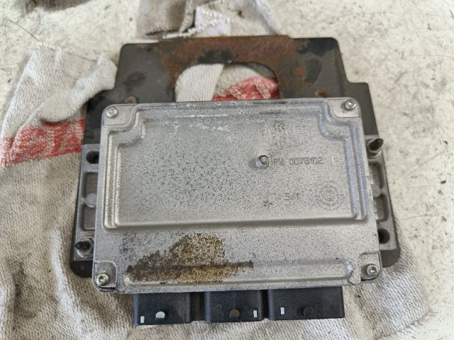 bontott CITROËN C4 PICASSO Motorvezérlő