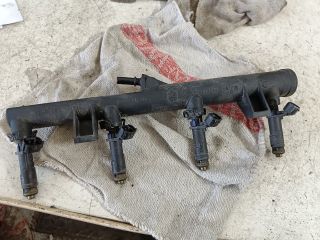 bontott CITROËN C4 PICASSO Porlasztó Sor / Híd