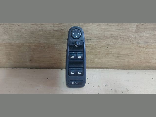 bontott CITROËN C4 PICASSO Ablakemelő és Tükör Kapcsoló