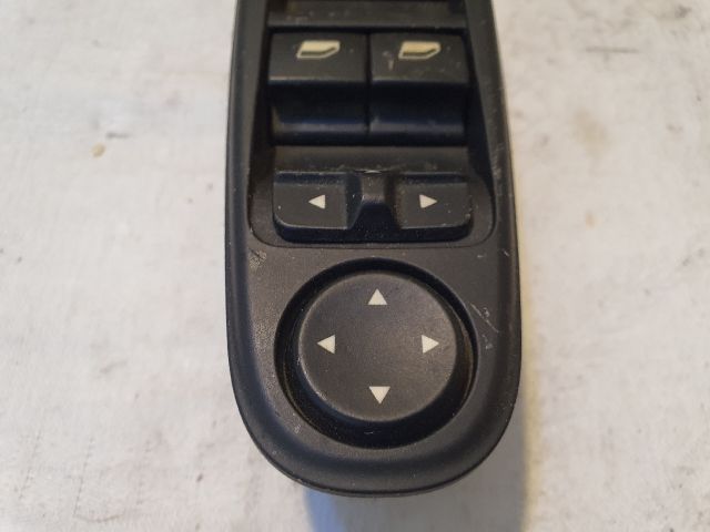 bontott CITROËN C4 PICASSO Ablakemelő és Tükör Kapcsoló