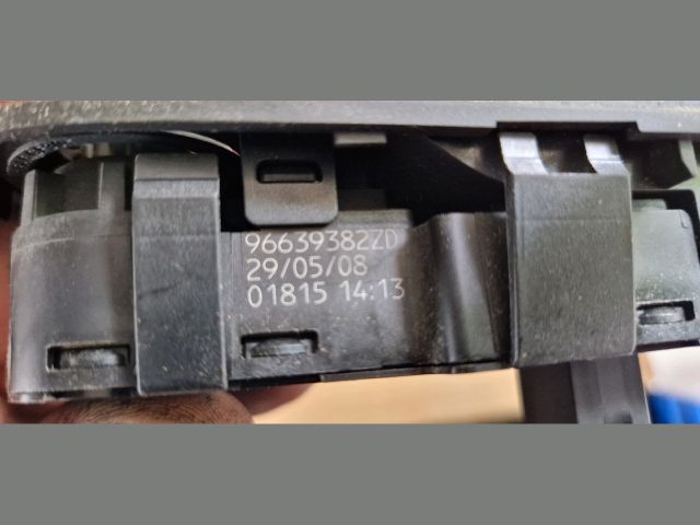 bontott CITROËN C4 PICASSO Ablakemelő és Tükör Kapcsoló