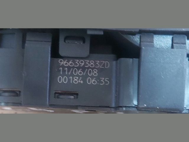 bontott CITROËN C4 PICASSO Ablakemelő és Tükör Kapcsoló