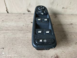 bontott CITROËN C4 PICASSO Ablakemelő és Tükör Kapcsoló