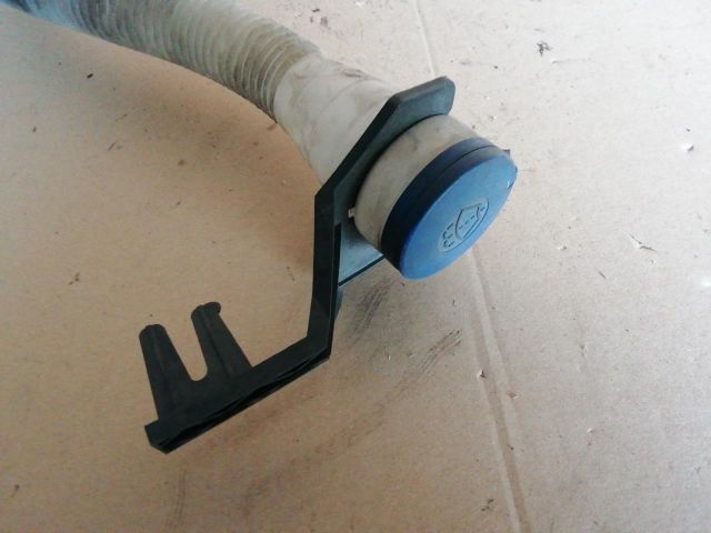 bontott CITROËN C4 PICASSO Ablakmosótartály Betöltő