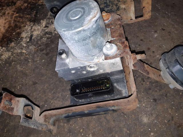 bontott CITROËN C4 PICASSO ABS Kocka