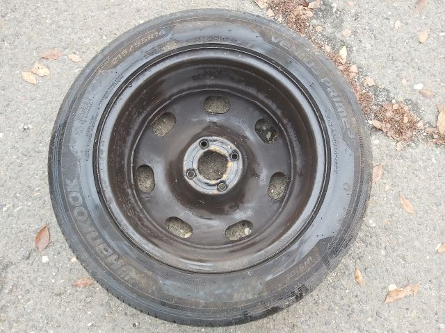 bontott CITROËN C4 PICASSO Acélfelni Gumival (1 db)