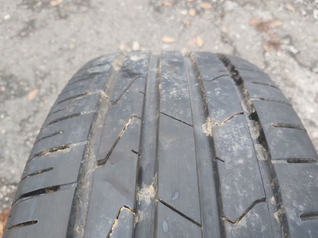 bontott CITROËN C4 PICASSO Acélfelni Gumival (1 db)