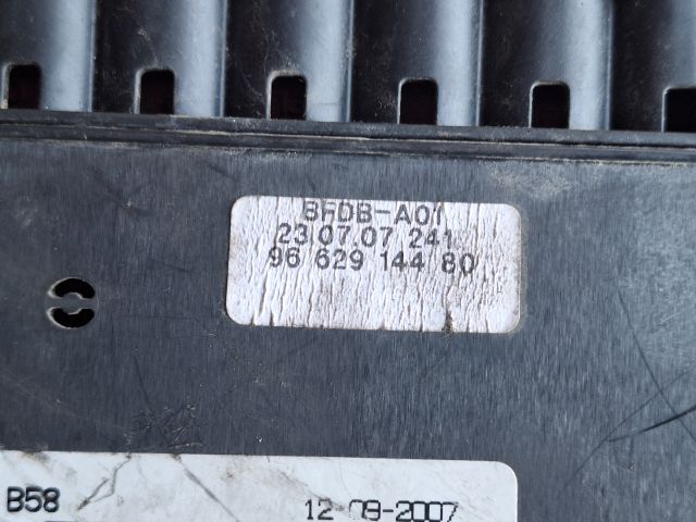 bontott CITROËN C4 PICASSO Akkumulátor Komfort Elektronika