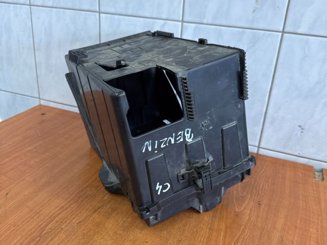 bontott CITROËN C4 PICASSO Akkumulátor Tartó