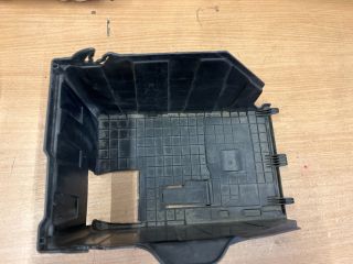 bontott CITROËN C4 PICASSO Akkumulátor Tartó