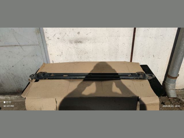 bontott CITROËN C4 PICASSO Alsó Kereszttartó