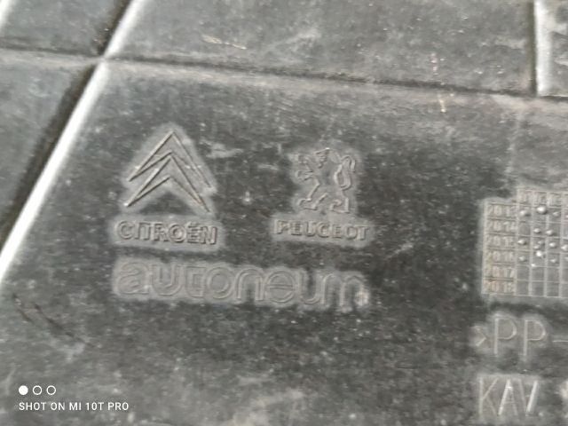 bontott CITROËN C4 PICASSO Alsó Motorburkolat