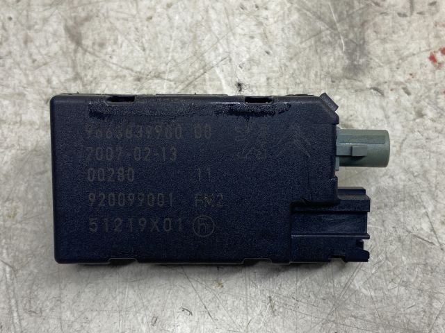 bontott CITROËN C4 PICASSO Antenna Erősítő