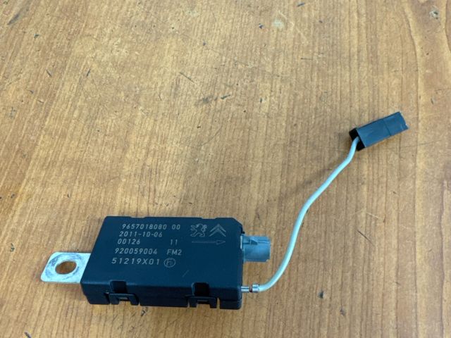 bontott CITROËN C4 PICASSO Antenna Erősítő