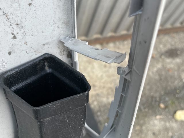 bontott CITROËN C4 PICASSO Bal B Oszlop Burkolat