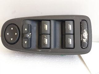 bontott CITROËN C4 PICASSO Bal első Ablakemelő Kapcsoló