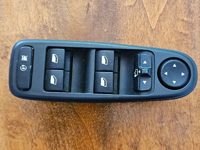 bontott CITROËN C4 PICASSO Bal első Ablakemelő Kapcsoló