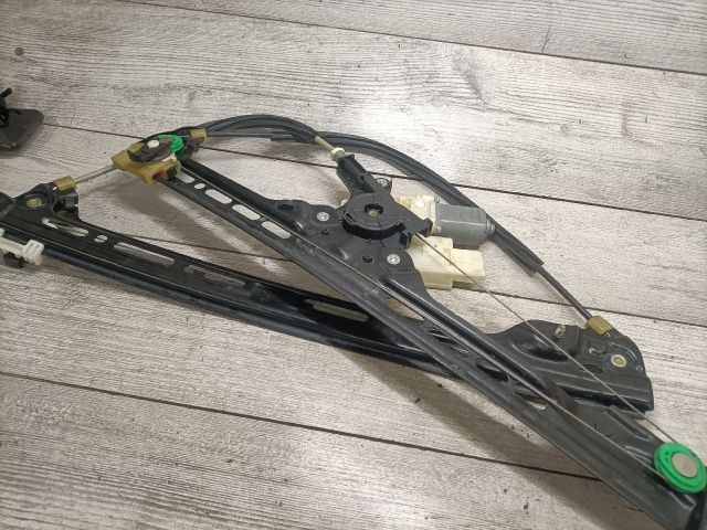 bontott CITROËN C4 PICASSO Bal első Ablakemelő Szerkezet (Elektromos)