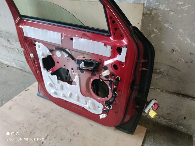 bontott CITROËN C4 PICASSO Bal első Ajtó (Részeivel)