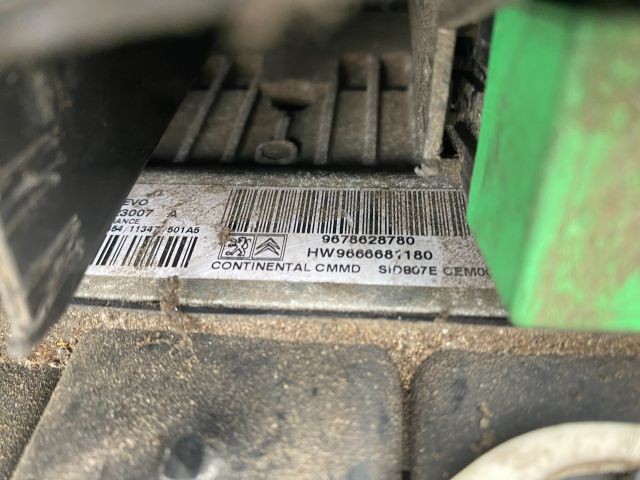 bontott CITROËN C4 PICASSO Bal első Ajtózár