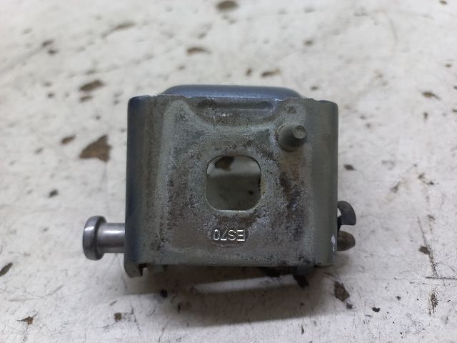 bontott CITROËN C4 PICASSO Bal első Alsó Zsanér