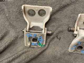 bontott CITROËN C4 PICASSO Bal első Alsó Zsanér