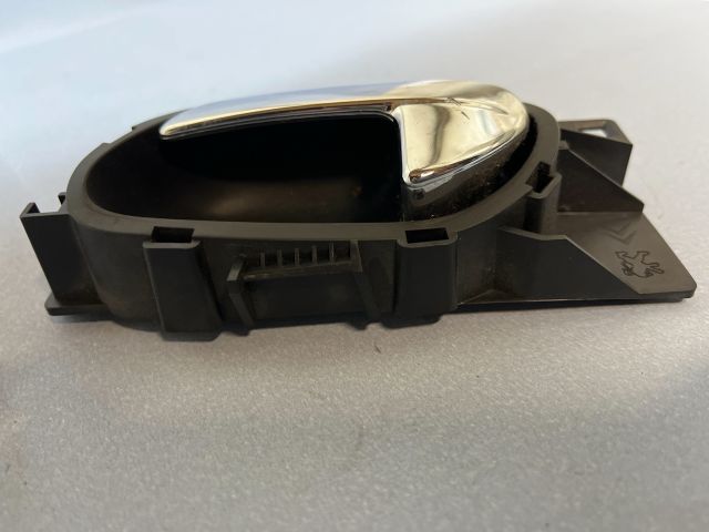 bontott CITROËN C4 PICASSO Bal első Belső Kilincs