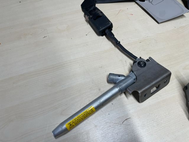 bontott CITROËN C4 PICASSO Bal első Biztonsági Öv