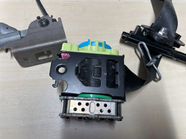 bontott CITROËN C4 PICASSO Bal első Biztonsági Öv