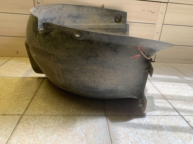 bontott CITROËN C4 PICASSO Bal első Első Dobbetét (Kerékjárati, Műanyag)