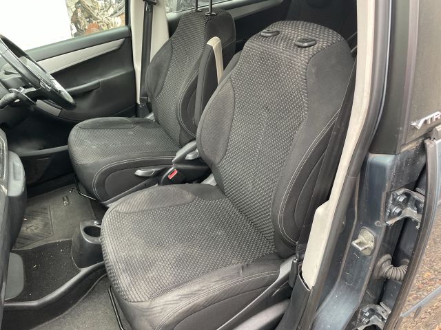 bontott CITROËN C4 PICASSO Bal első Hangszóró