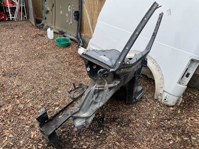 bontott CITROËN C4 PICASSO Bal első Negyed Karosszéria Csomag