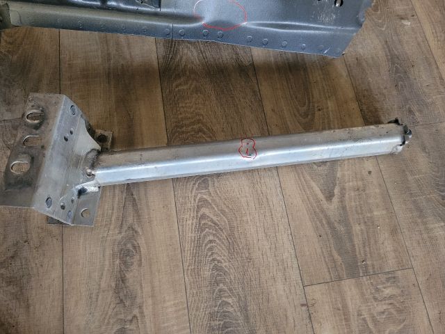 bontott CITROËN C4 PICASSO Bal első Negyed Karosszéria Csomag