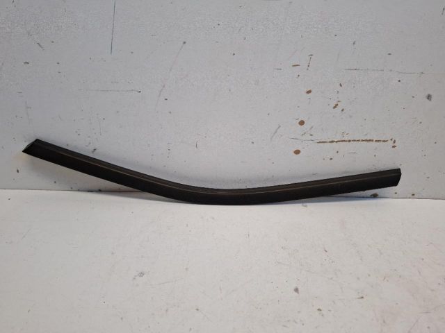 bontott CITROËN C4 PICASSO Bal első Sárvédő Díszléc