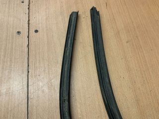 bontott CITROËN C4 PICASSO Bal első Sárvédő Díszléc