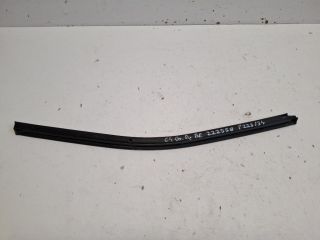 bontott CITROËN C4 PICASSO Bal első Sárvédő Díszléc