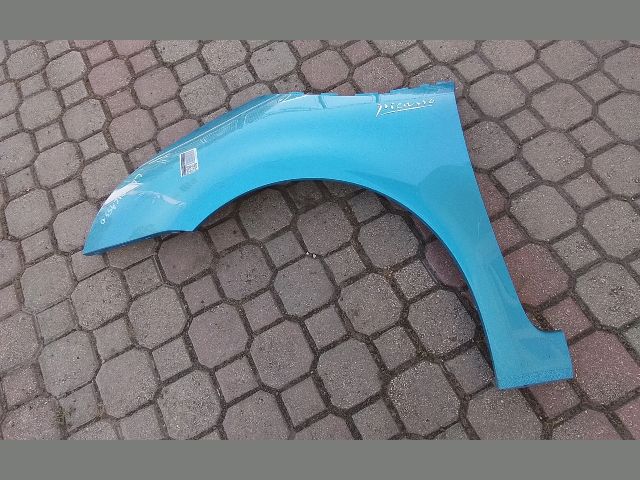 bontott CITROËN C4 PICASSO Bal első Sárvédő