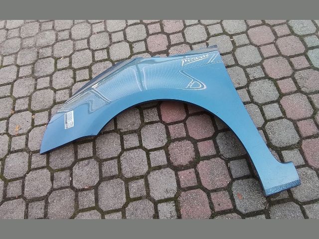 bontott CITROËN C4 PICASSO Bal első Sárvédő