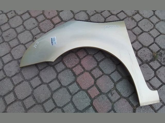 bontott CITROËN C4 PICASSO Bal első Sárvédő