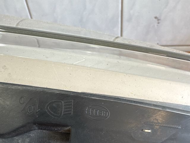 bontott CITROËN C4 PICASSO Bal Fényszóró