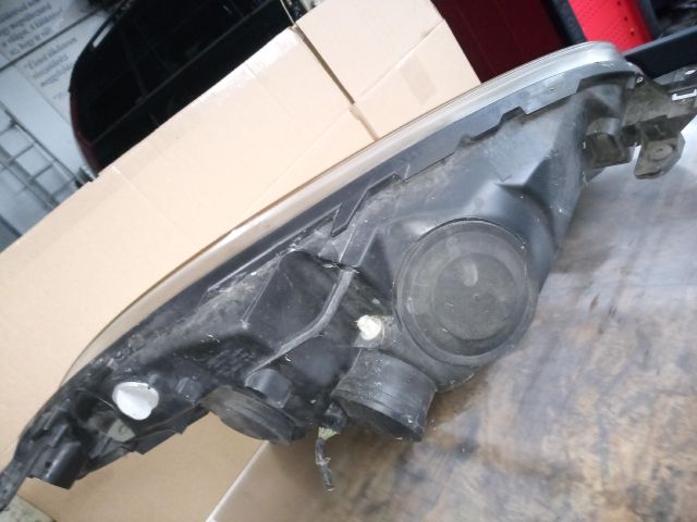 bontott CITROËN C4 PICASSO Bal Fényszóró